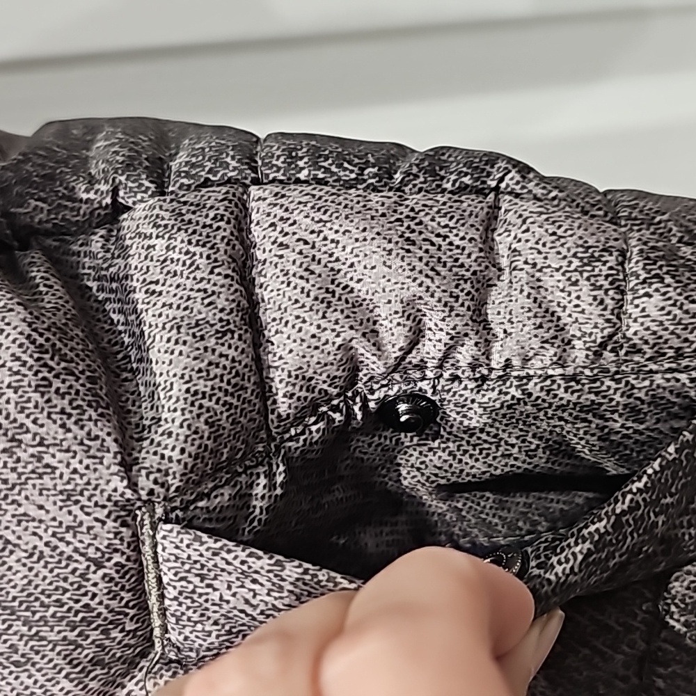 Tommy Hilfiger jacket - Picture 3 of 6